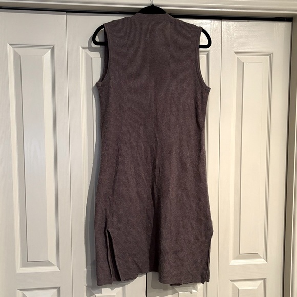 Sweater vest - Picture 2 of 4